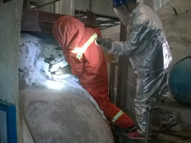 �ߜ�����������©���������C�������